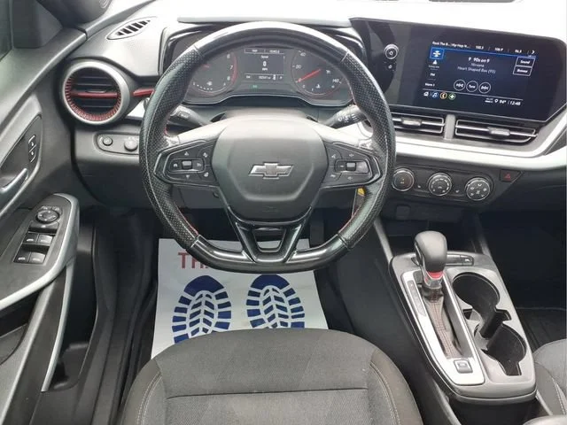 Used 2024 Summit White Chevrolet 1RS image 4