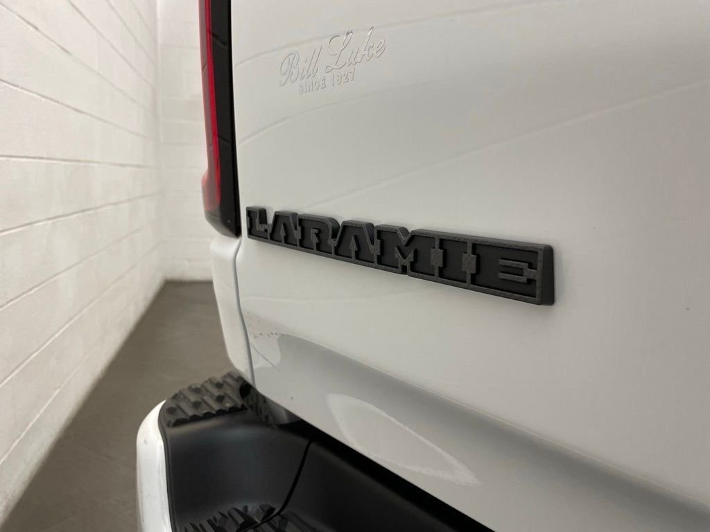 New 2026 Bright White Clear-Coat Exterior Paint RAM Laramie image 6