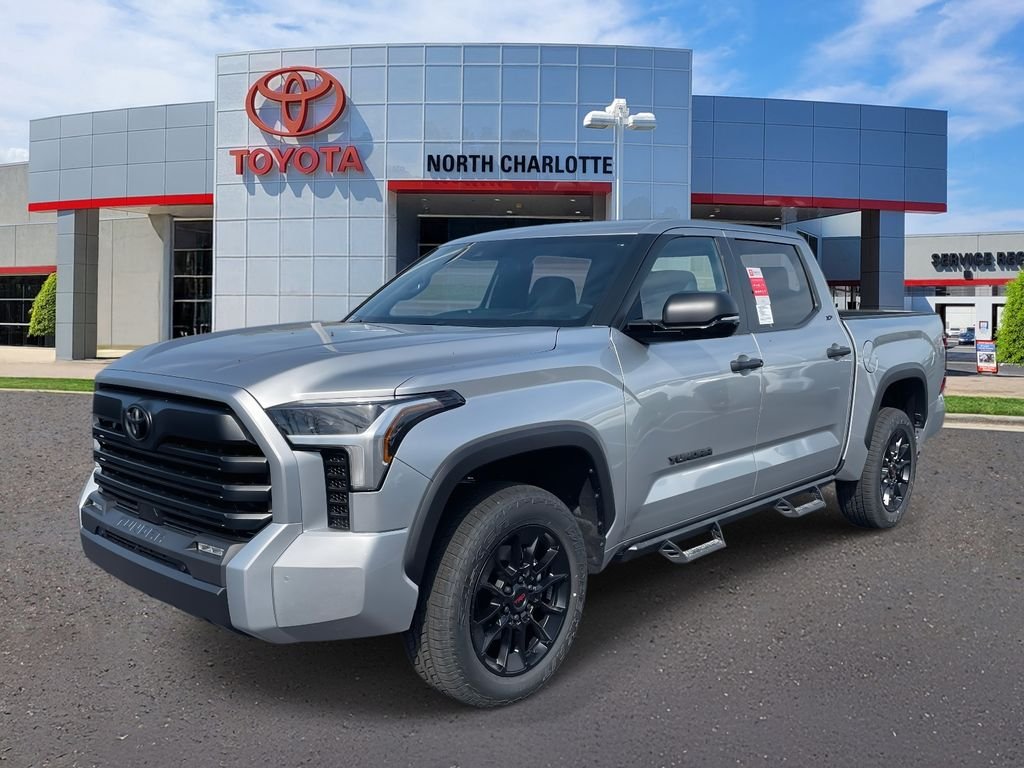 2025 Toyota Tundra SR5 - Photo 8