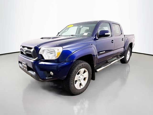 Used 2013 Blue Toyota PreRunner image 3