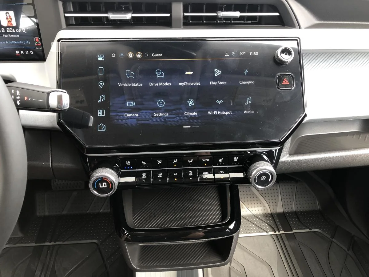 New 2027 Grey Chevrolet Fwd 4dr Lt image 15