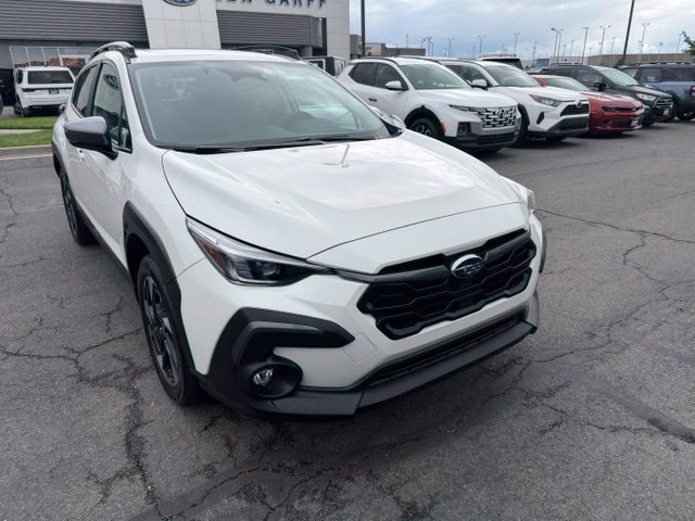 Used 2024 Crystal White Pearl Subaru Limited image 3