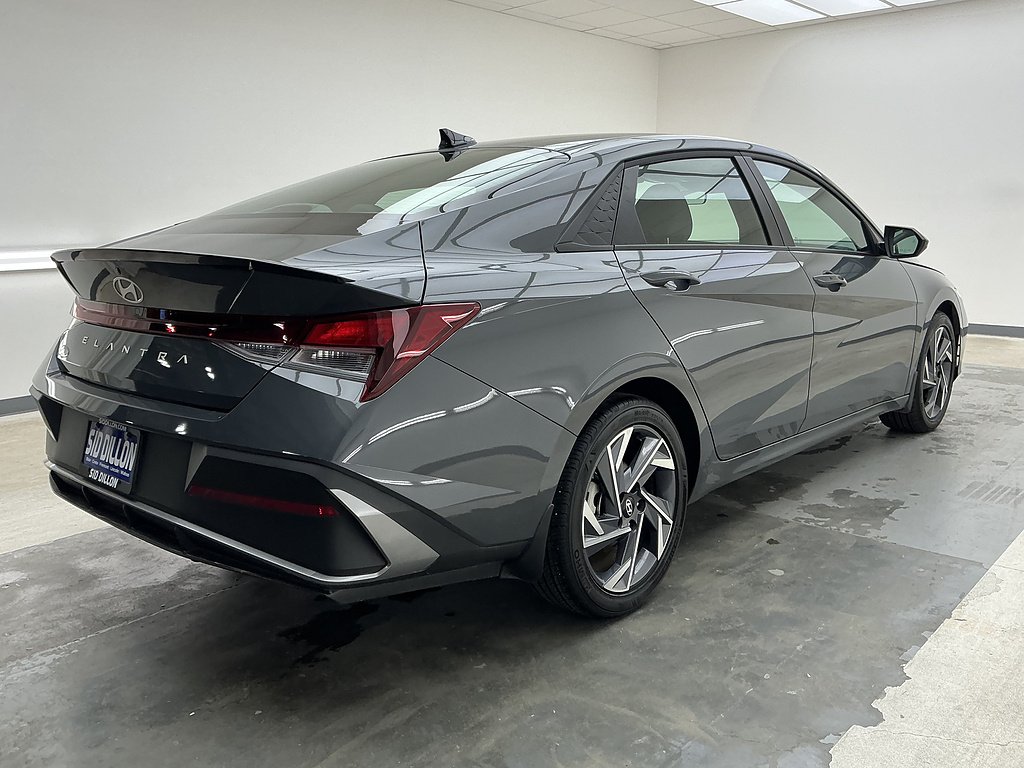 Used 2025 Ecotronic Gray Pearl Hyundai SEL Sport image 4