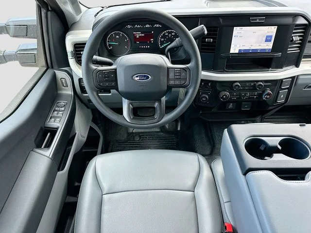 New 2026 Oxford White Ford XL image 15