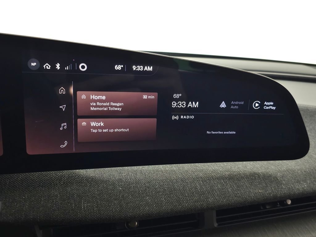 Used 2024 Red Lucid Touring image 22