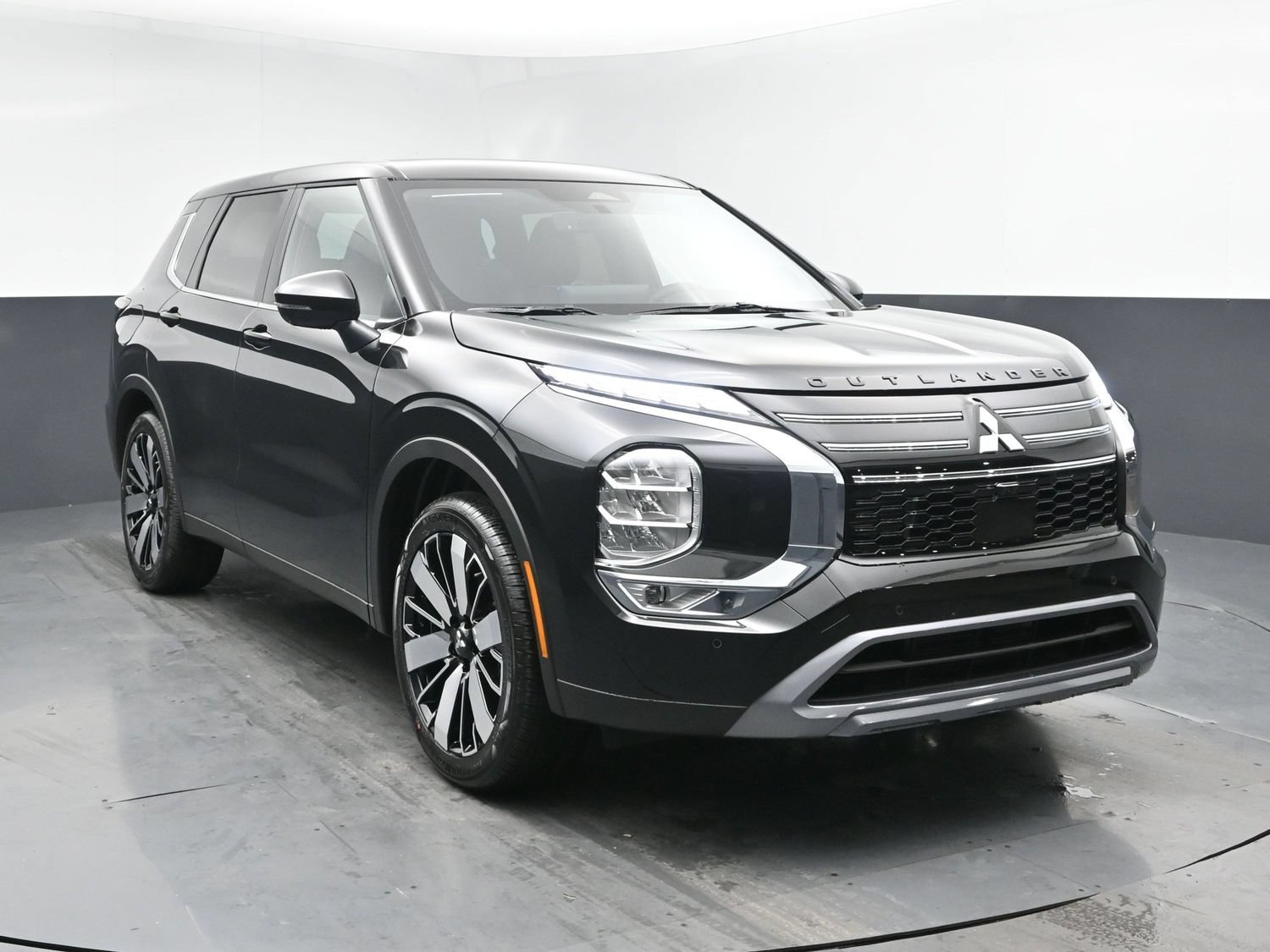 New 2026 Black Diamond Mitsubishi SE 1.5T 2WD image 2