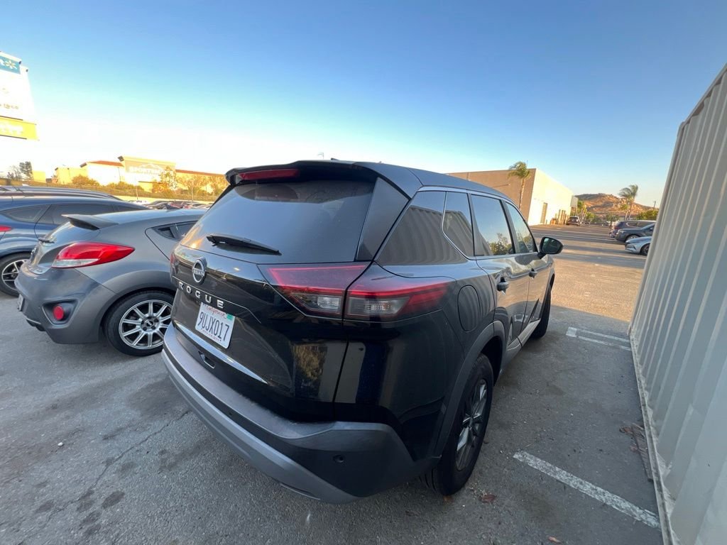 Used 2023 Black Nissan S image 7