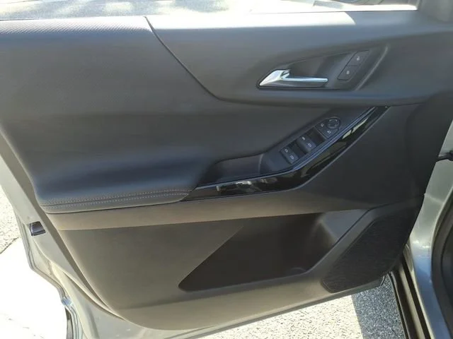 Used 2025 Sterling Gray Metallic Chevrolet LT image 8