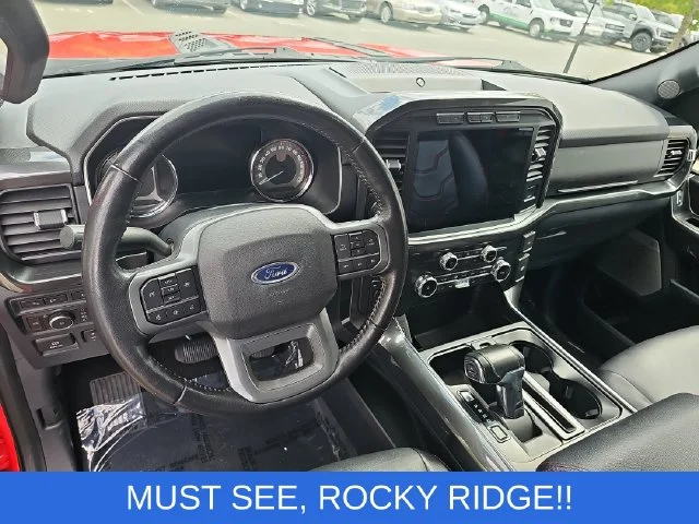 Used 2022 Red Ford XLT image 16
