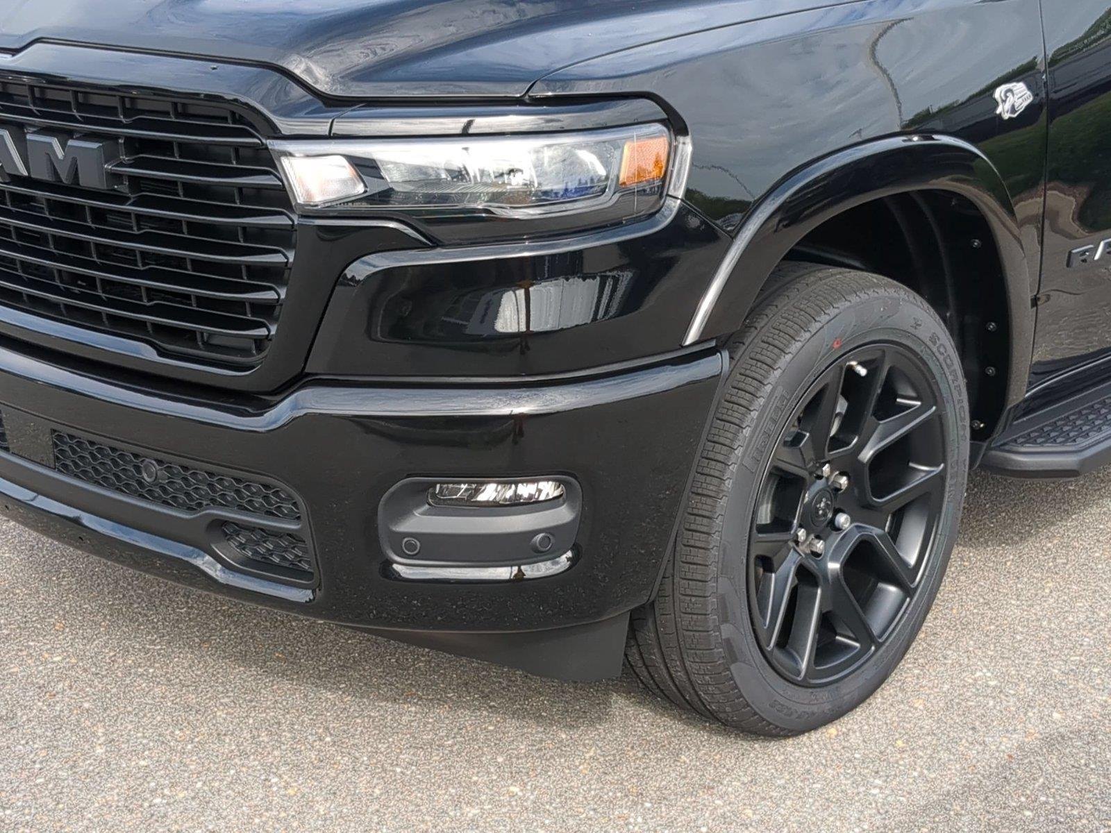 New 2026 Diamond Black Crystal Pearl-Coat Exterior Paint RAM Laramie image 9