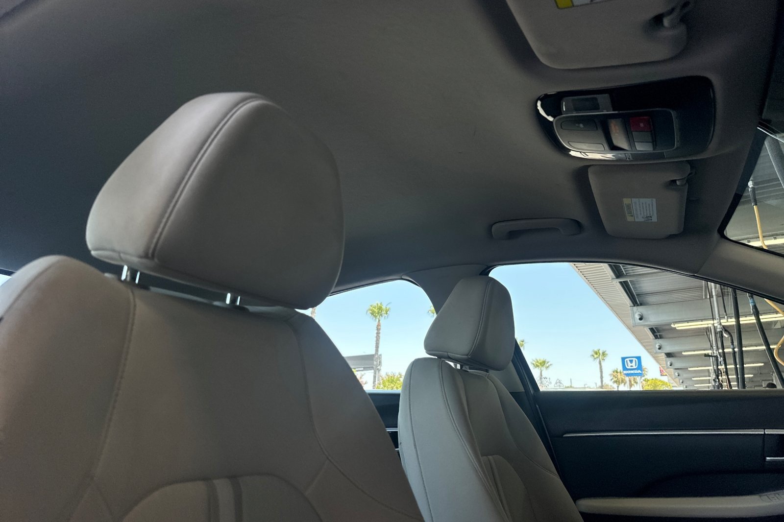 Used 2024 SILVER Hyundai SEL image 15