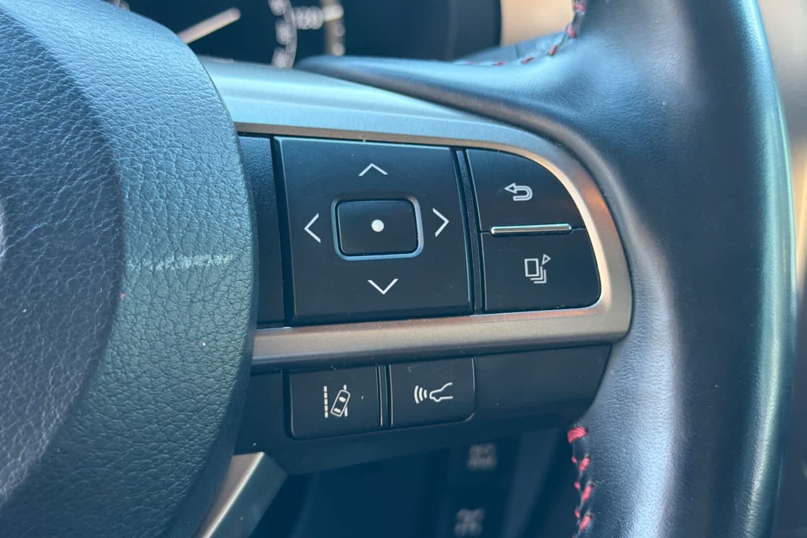 Used 2021 Atomic Silver Lexus Premium image 27