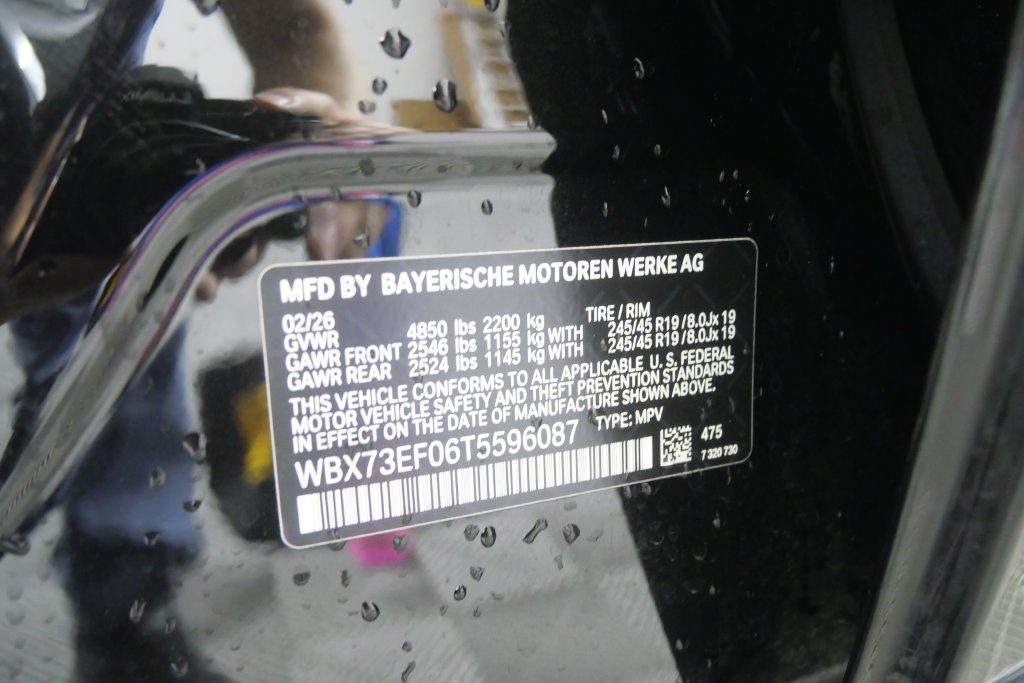Certified Used 2026 Black Sapphire Metallic BMW xDrive28i image 28