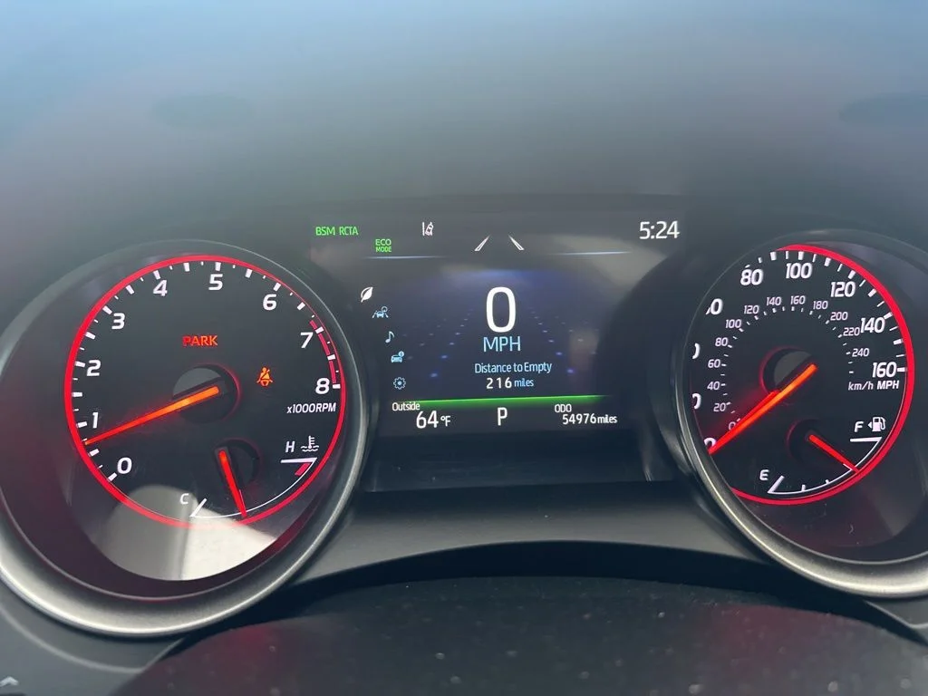 Used 2021 Wind Chill Pearl/Midnight Black Metallic Toyota XSE image 8