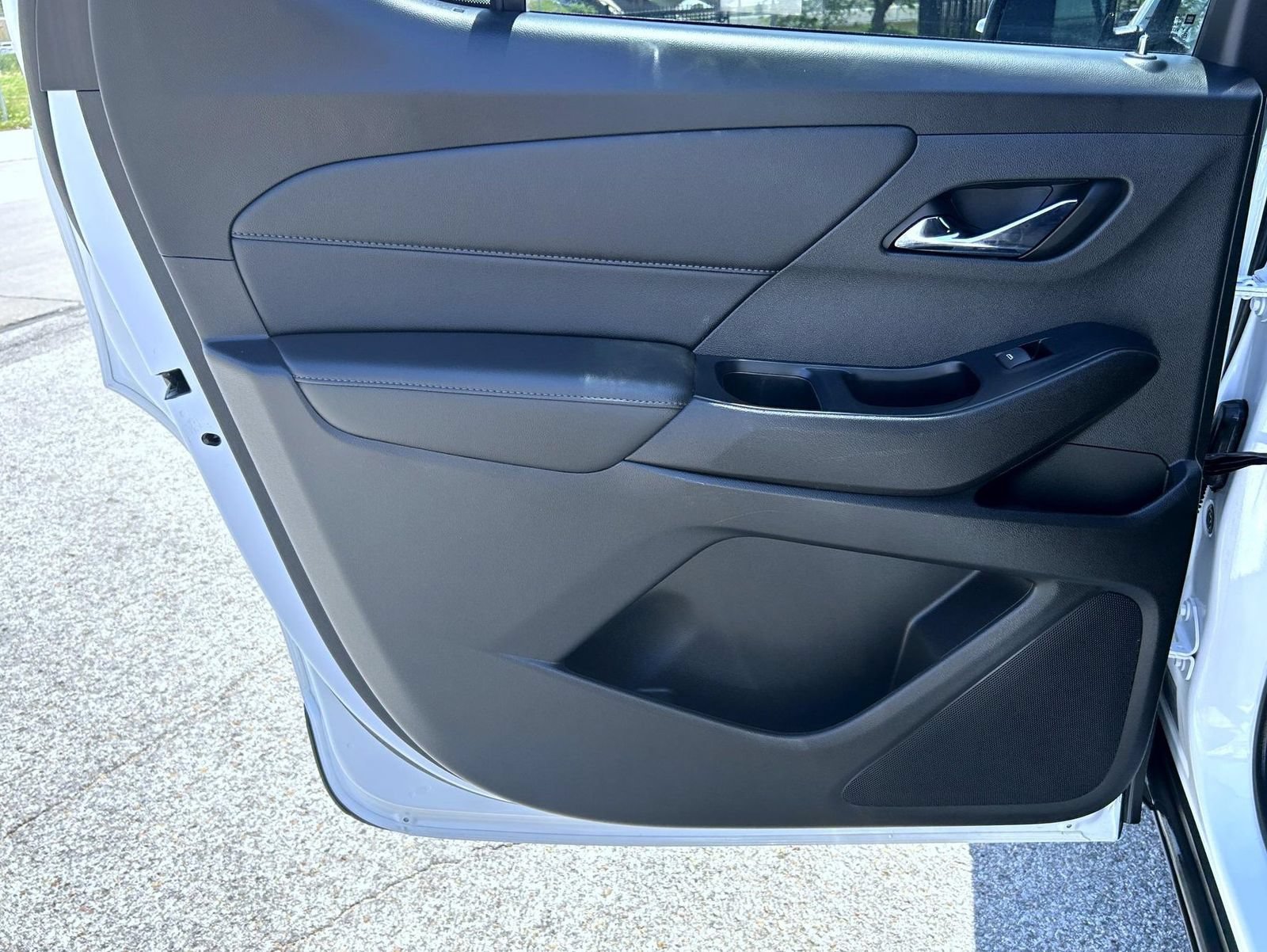 2023 Chevrolet Traverse 1LT - Photo 18
