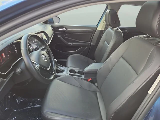 Used 2019 Blue Volkswagen SEL image 31
