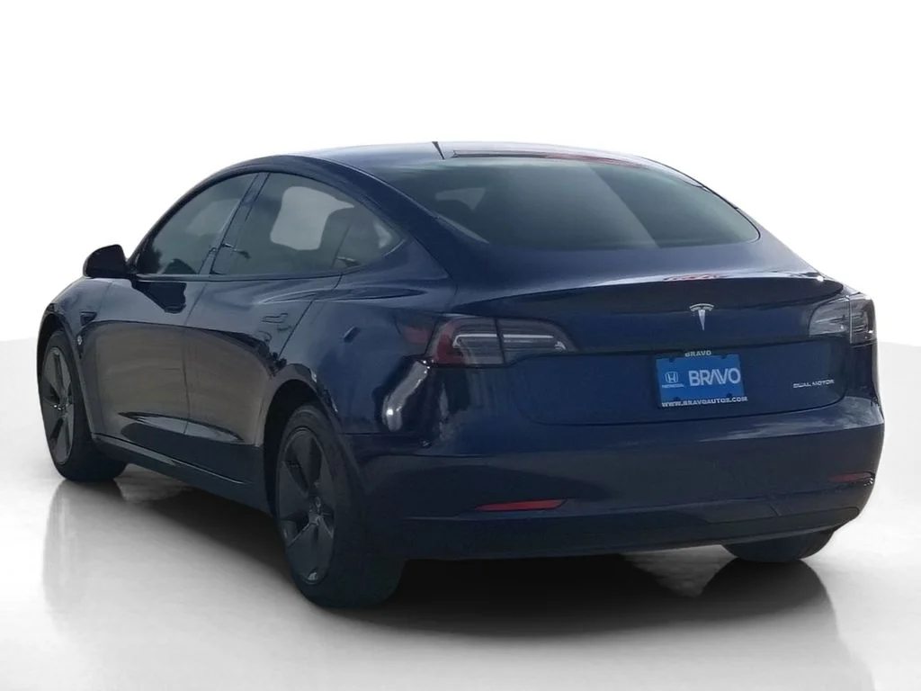 Used 2022 Blue Tesla Long Range image 8