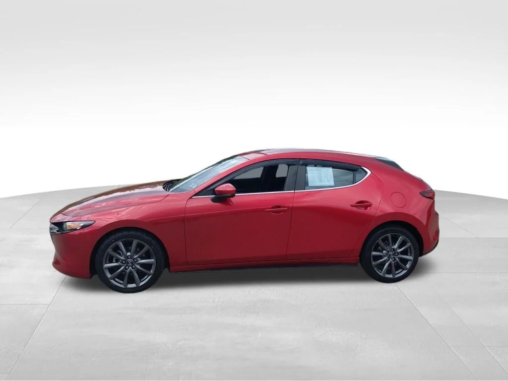 Used 2021 Red Mazda Select image 21