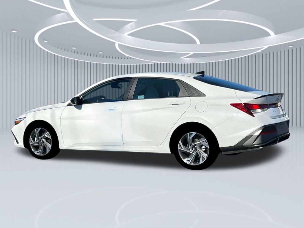 2025 Hyundai Elantra SEL - Photo 23