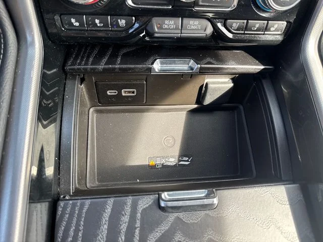 Used 2024 Silver GMC Denali image 22