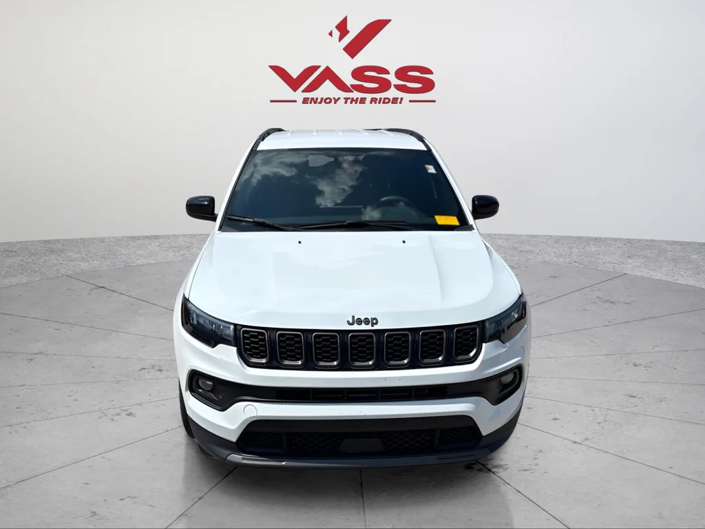 Used 2025 Bright White Clearcoat Jeep Latitude image 8