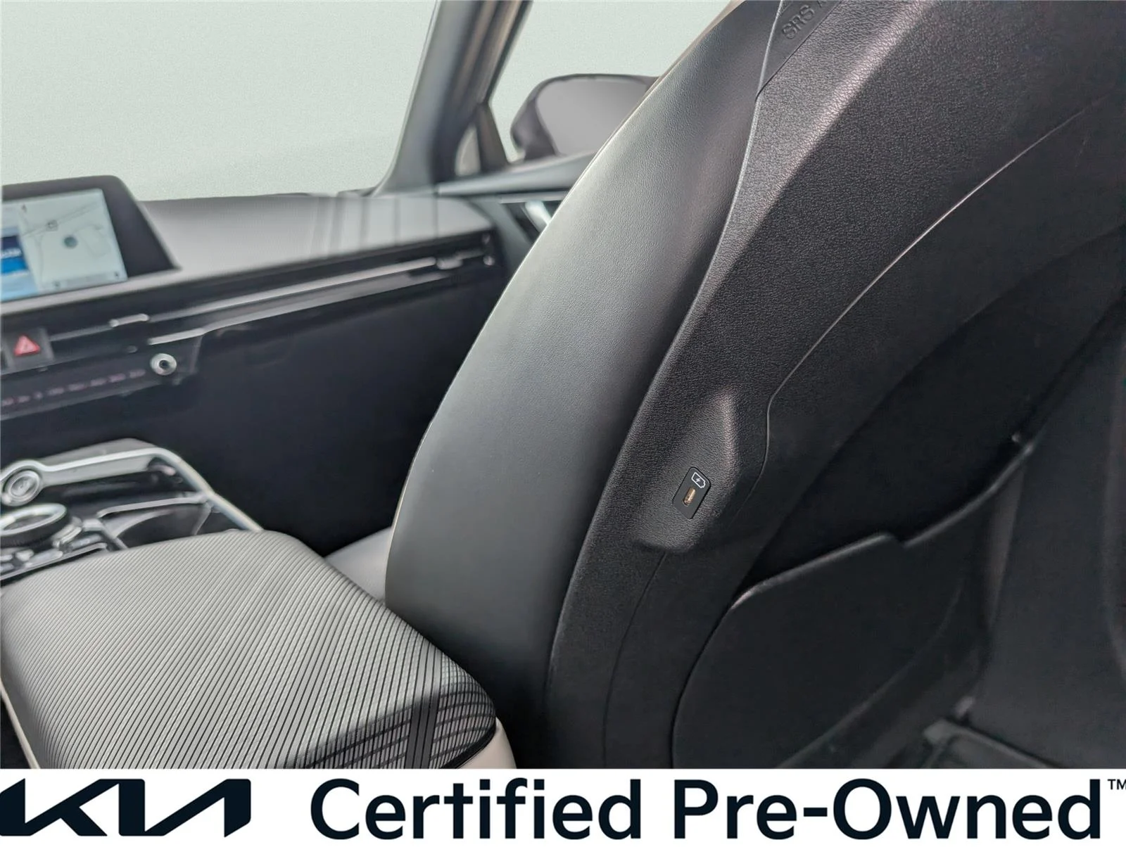 Used 2022 Snow White Pearl Kia GT-Line image 17