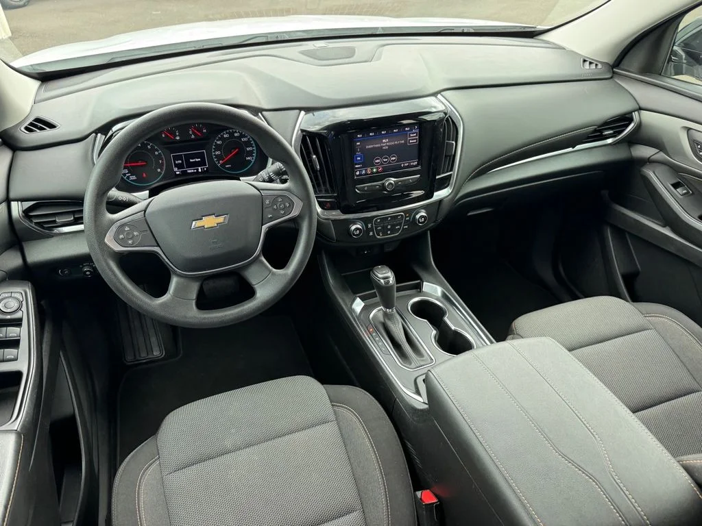 Used 2020 White Chevrolet LS image 14