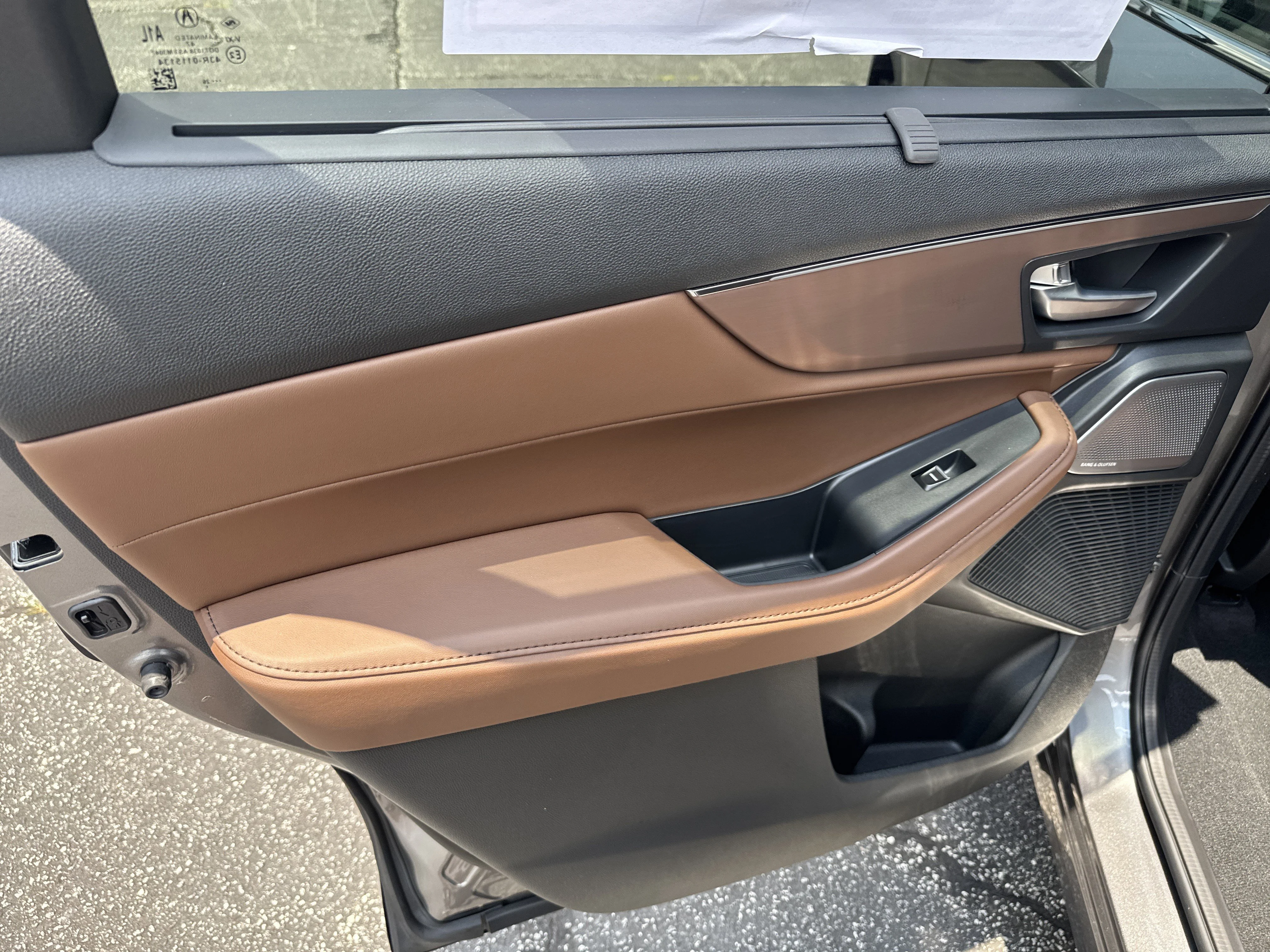 New 2026 Liquid Carbon Metallic Acura w/Technology Package image 23
