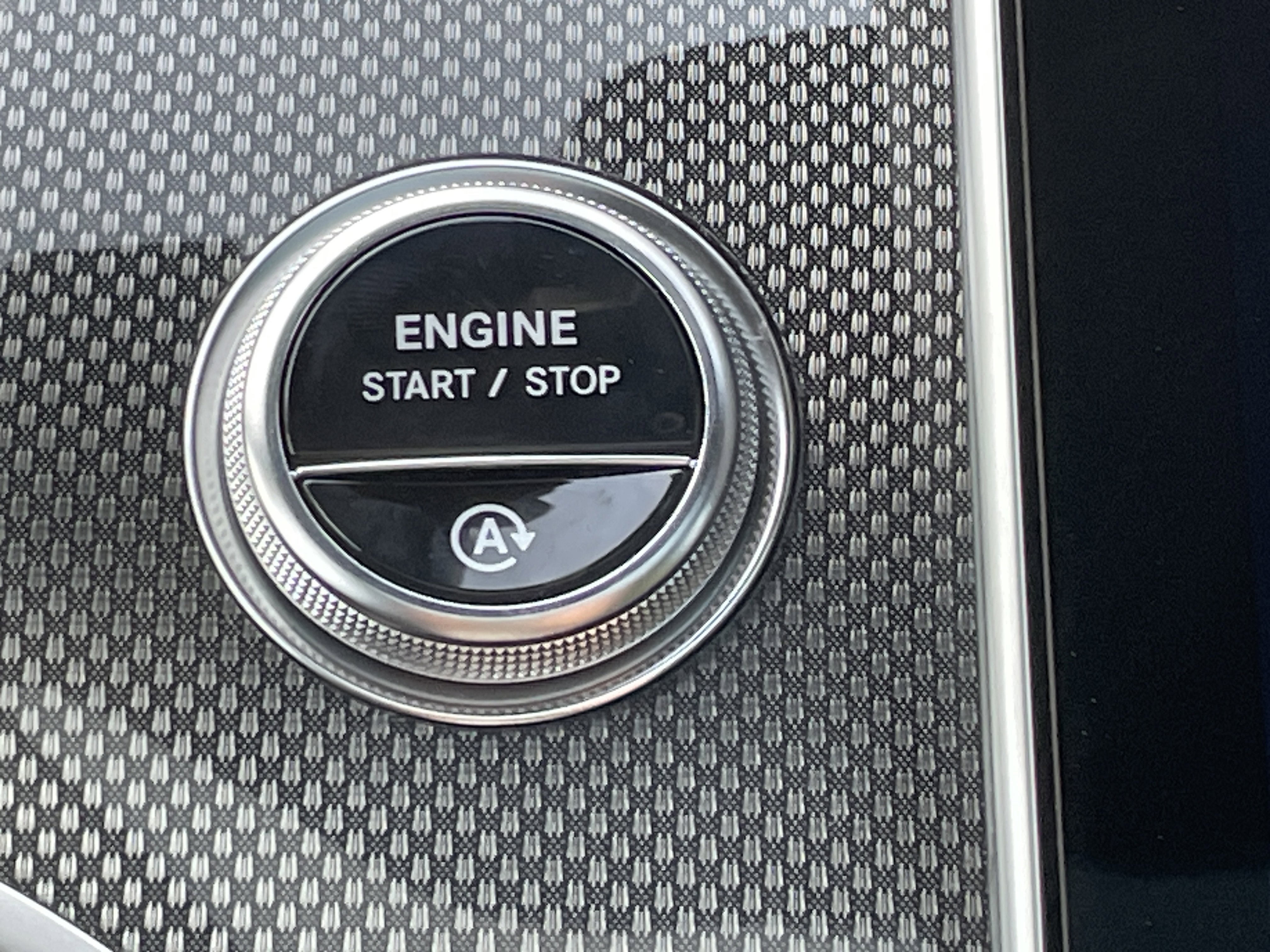 New 2026 Cirrus Silver Metallic Mercedes-Benz GLC 300 SUV image 29