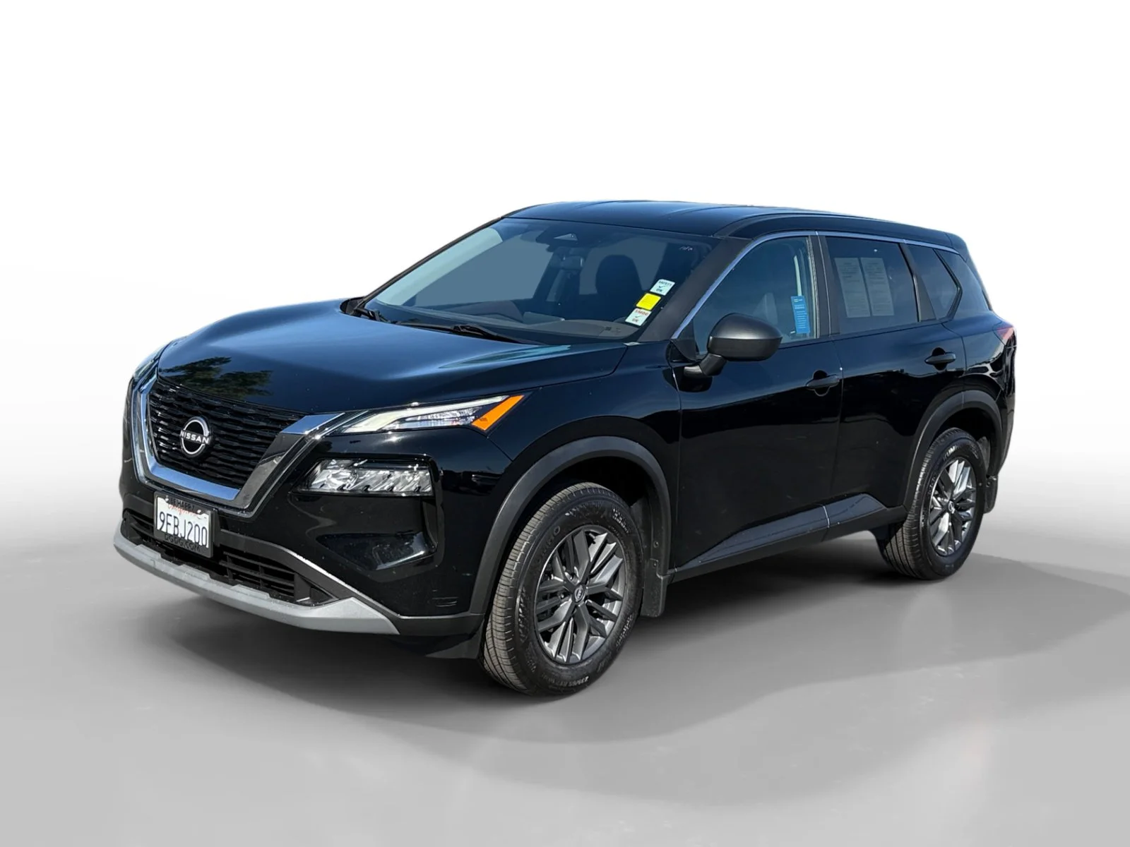 2023 Nissan Rogue S FWD's photo