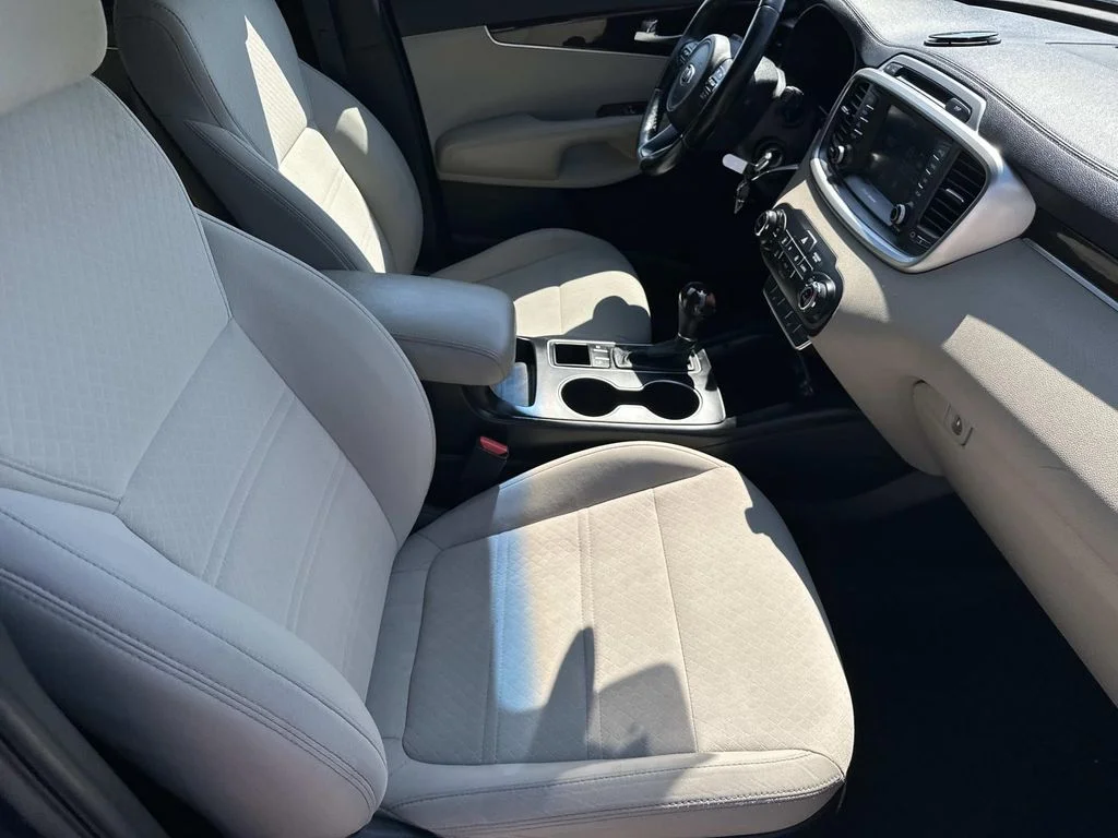 Used 2017 Blue Kia LX image 13