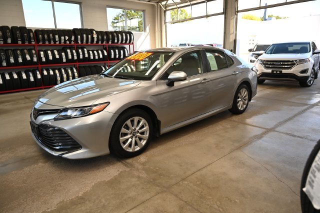 Used 2019 Silver Toyota LE image 8