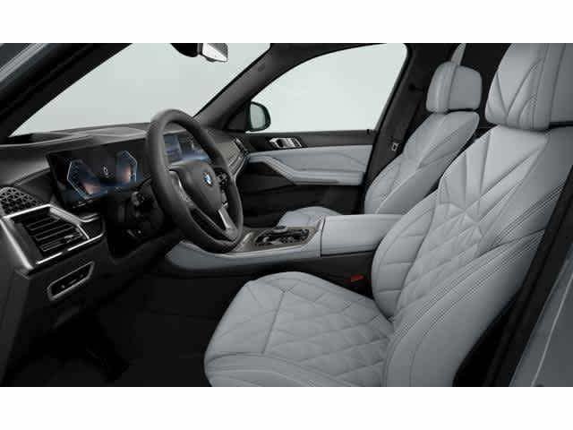 Used 2026 Skyscraper Grey Metallic BMW sDrive40i image 6