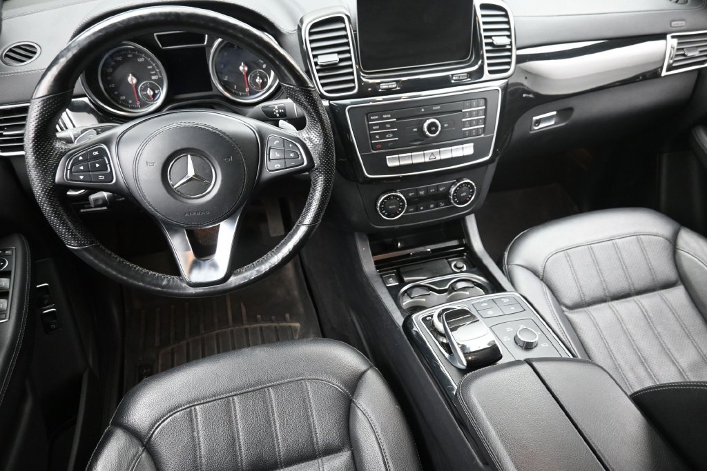Used 2019 Black Mercedes-Benz GLS 450 image 16