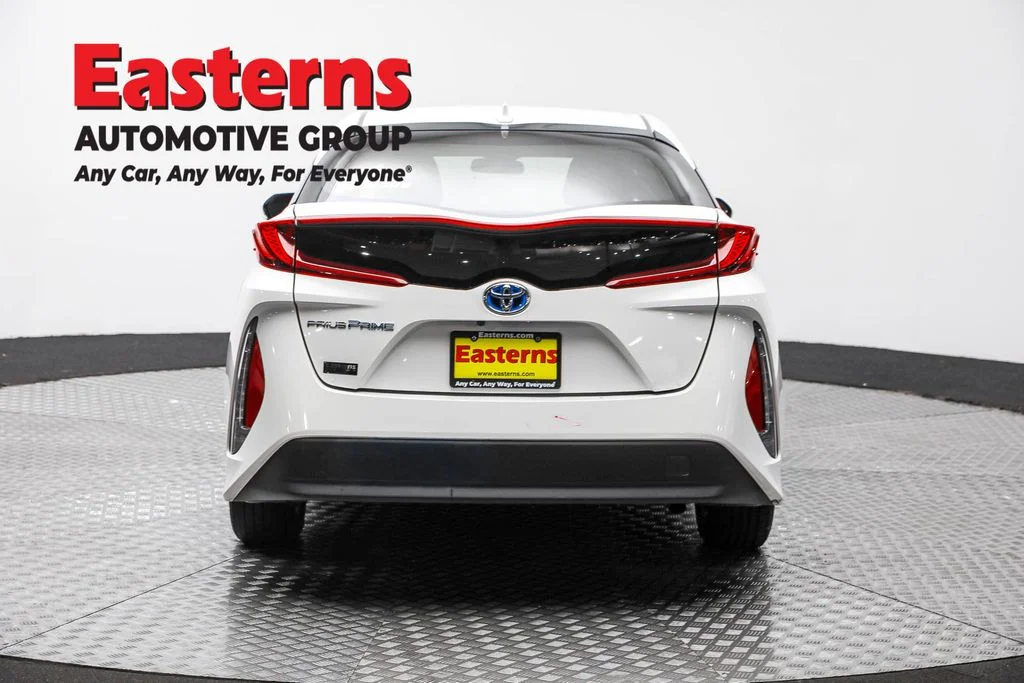 Used 2018 White Toyota Plus image 6