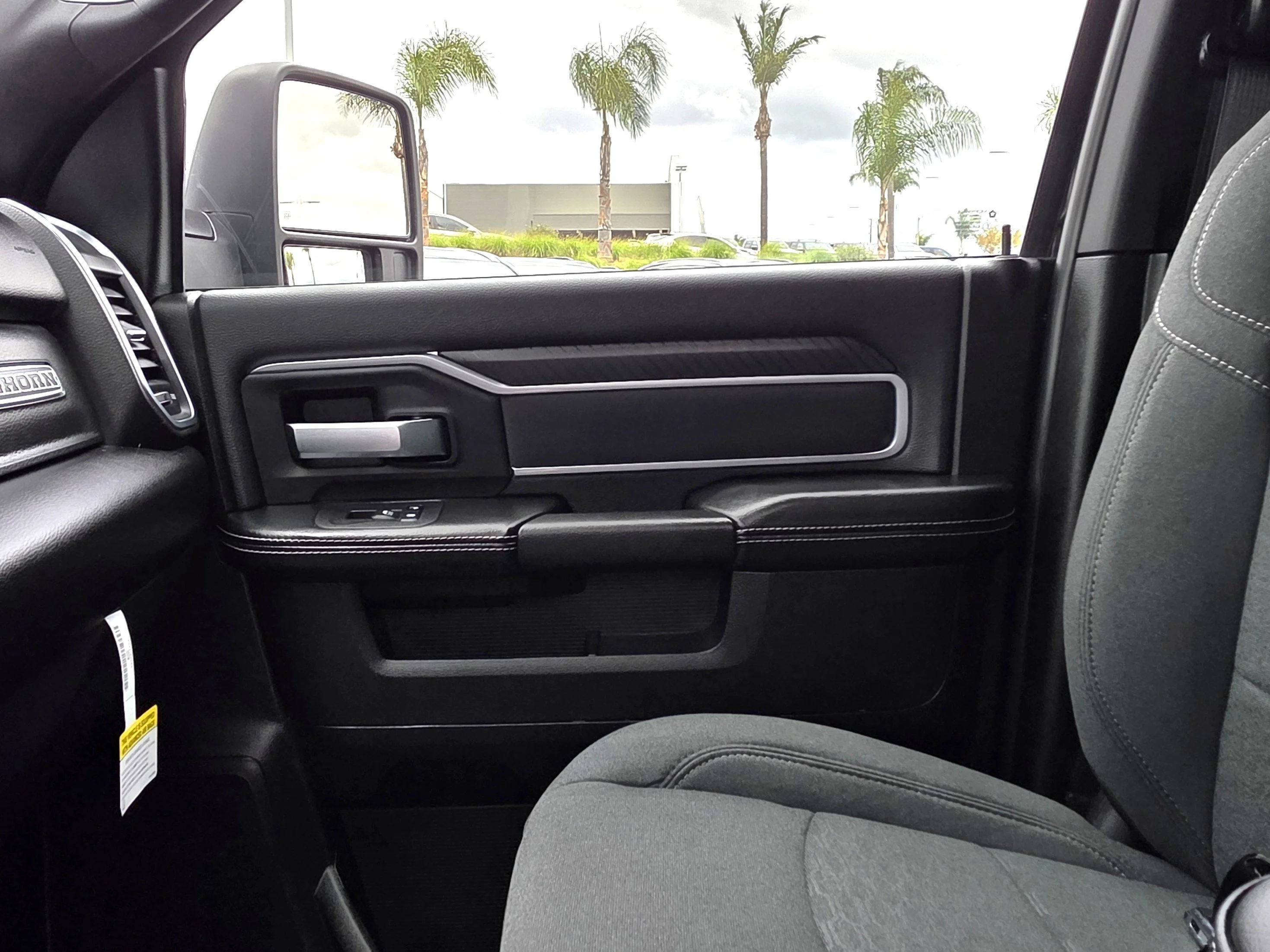 2025 RAM 2500 Big Horn - Photo 18