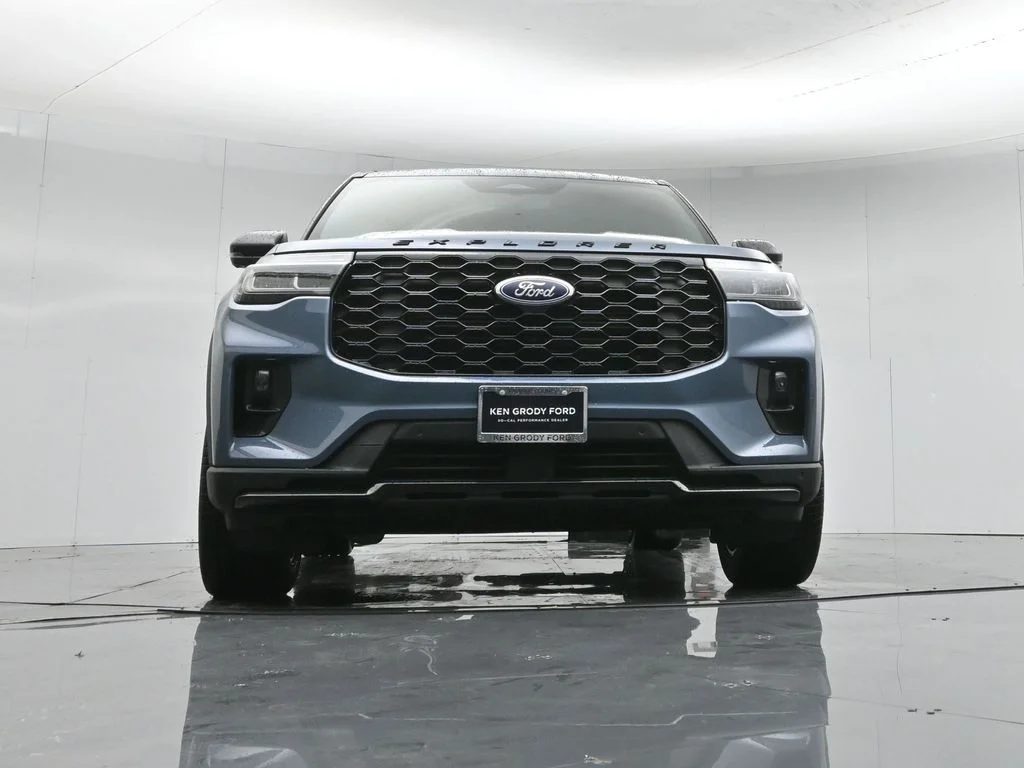 New 2026 Vapor Blue Metallic Ford ST-Line image 45