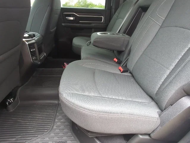 2026 RAM 3500 Big Horn - Photo 26