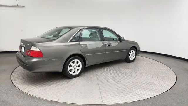 Used 2004 Toyota Avalon XLS with VIN 4T1BF28B14U389718 for sale in Highlands Ranch, CO