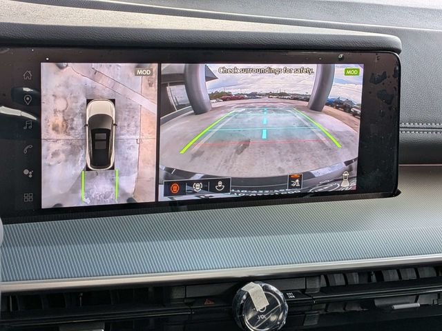 New 2026 White Nissan SL image 20
