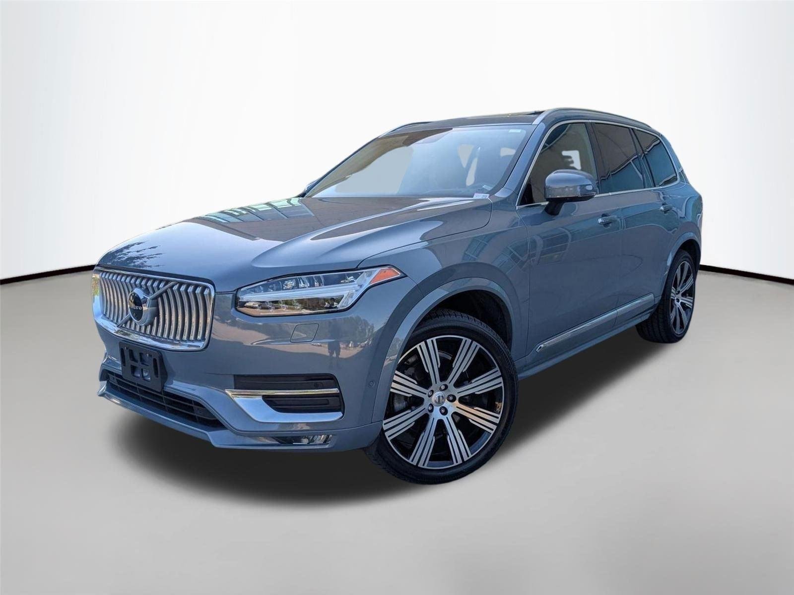 Used 2020 Thunder Grey Metallic Volvo Inscription image 3