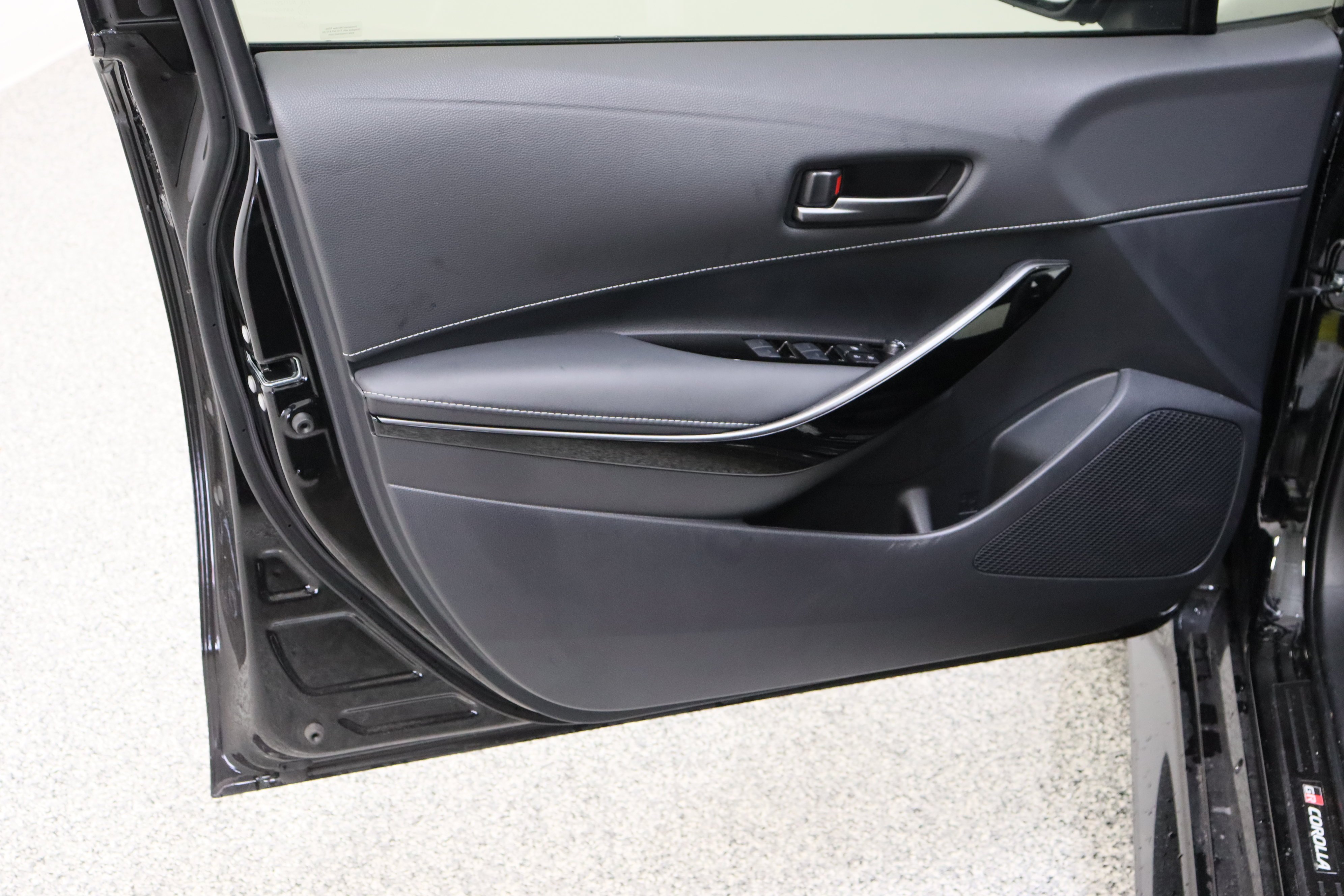 Used 2025 Black Toyota Premium 1.6T (300HP) image 12