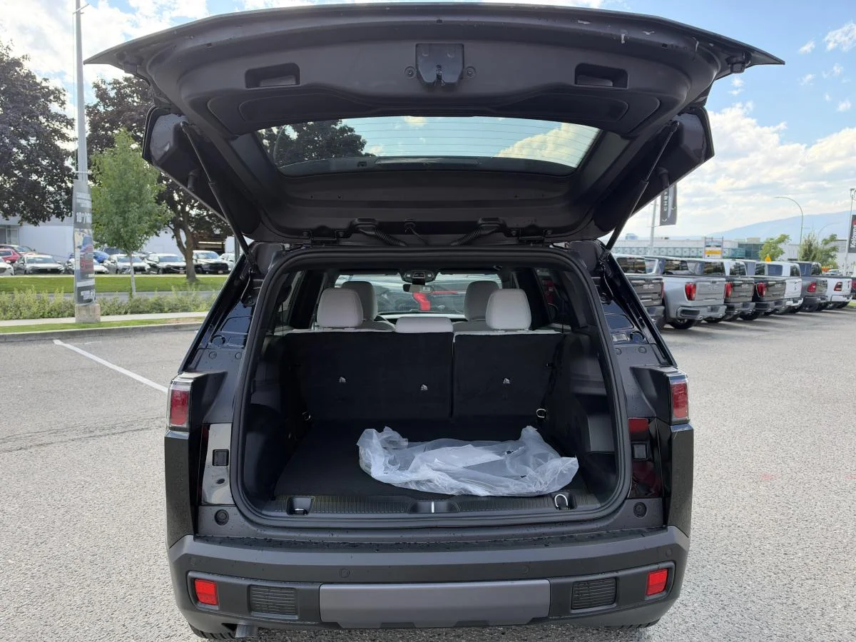 New 2026 Black Jeep Laredo image 6