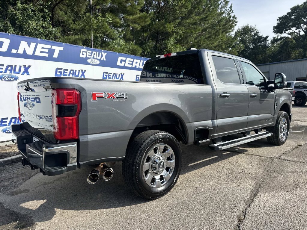 Used 2025 Gray Ford Lariat image 17