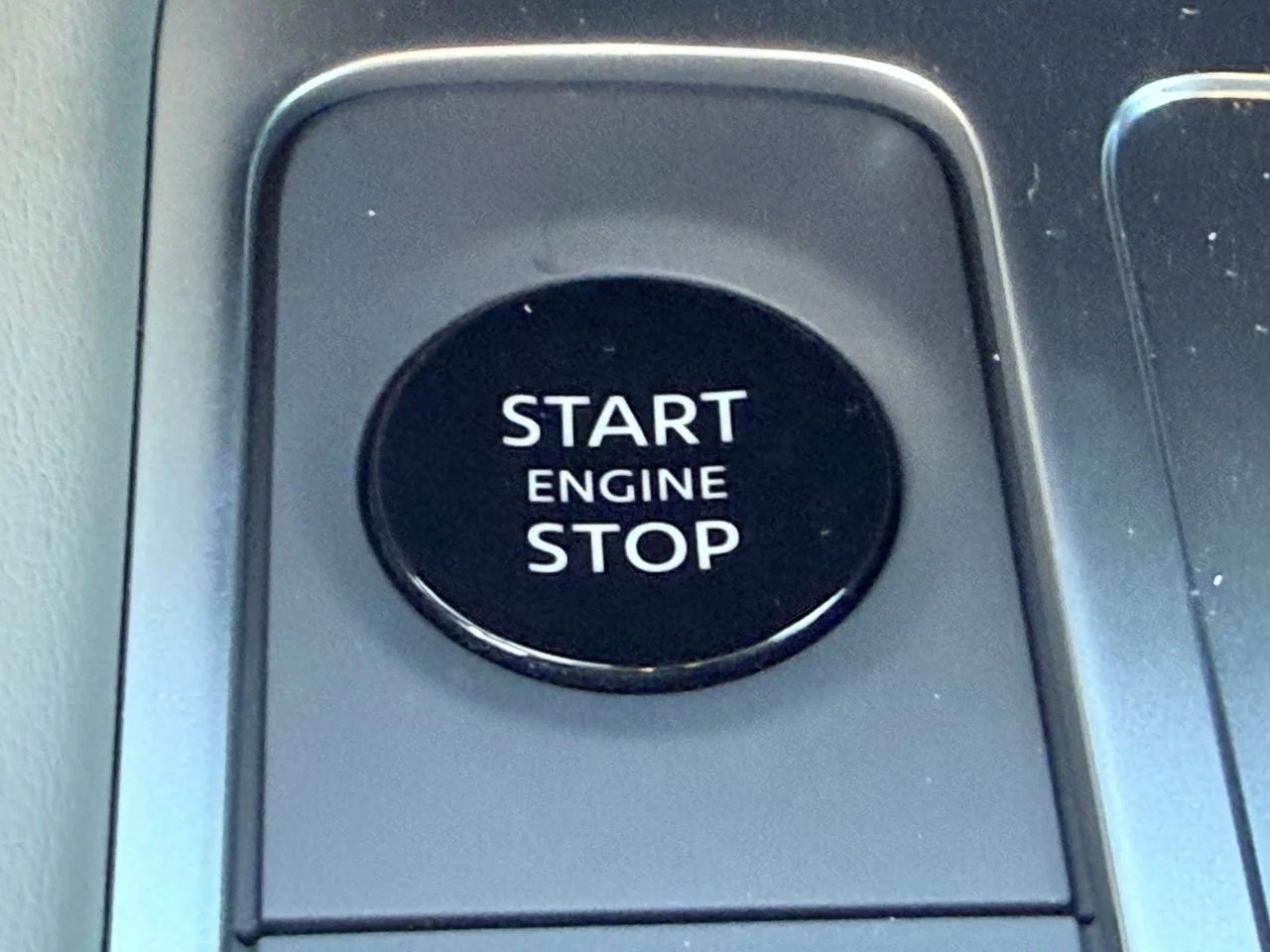 New 2027 HARBOR GRAY INFINITI Luxe FWD image 28