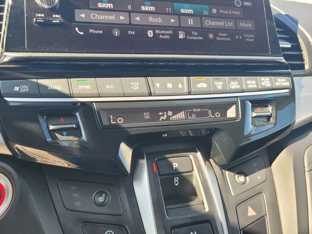 Used 2025  Honda EX-L image 25