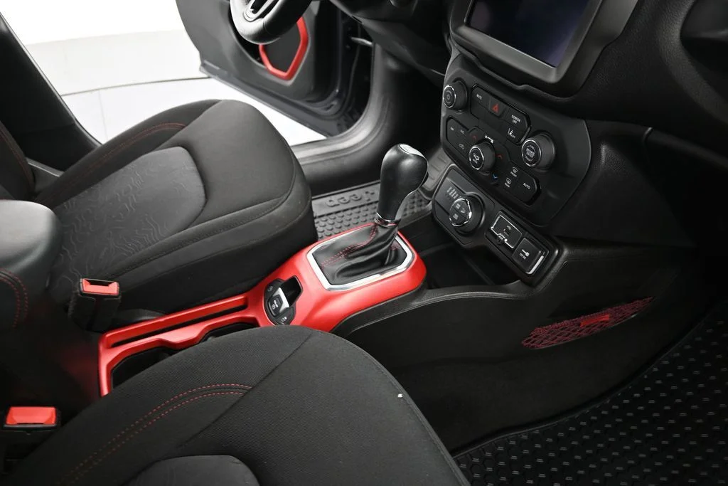 Used 2022 Graphite Gray Jeep Trailhawk image 15