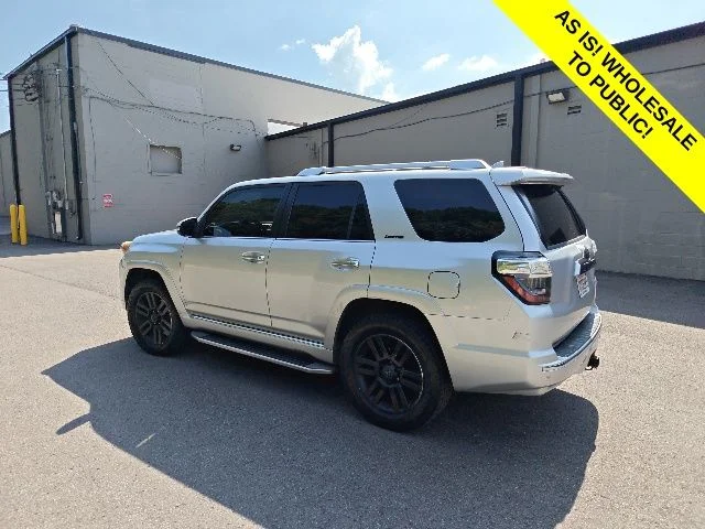Used 2014  Toyota Limited image 4