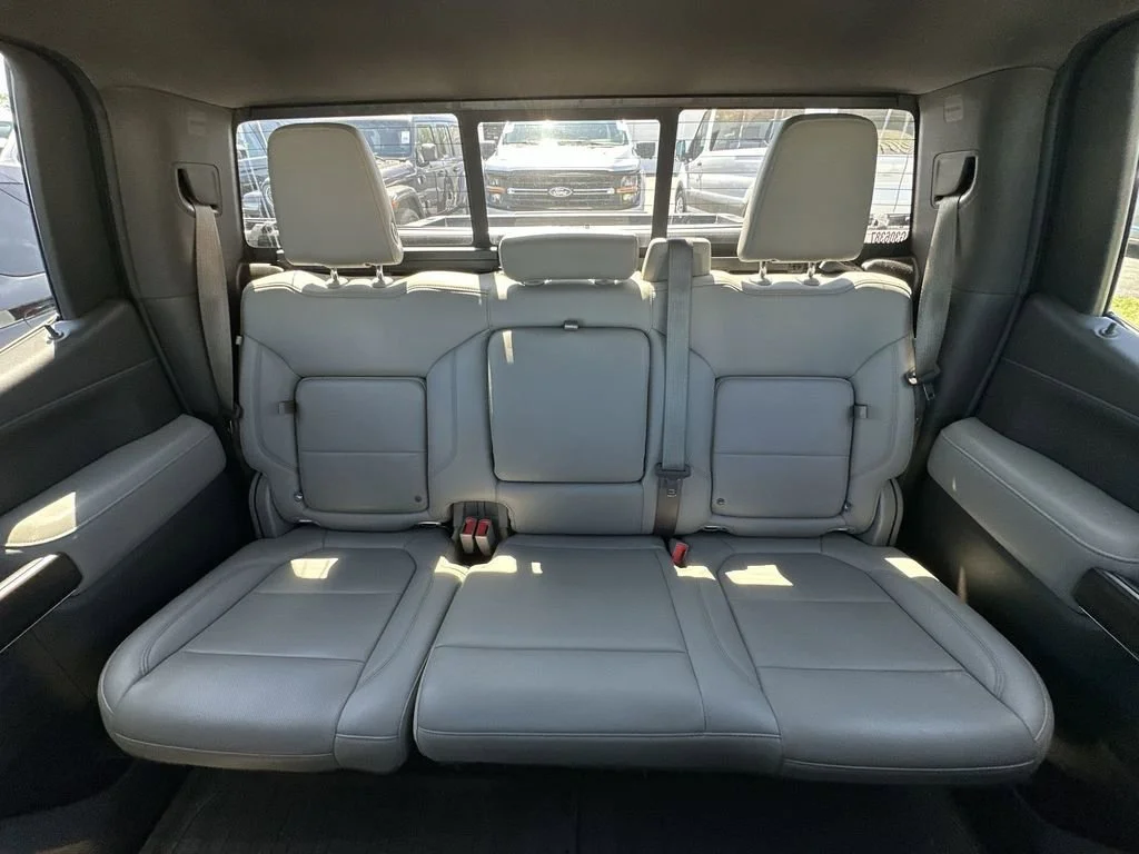 Used 2019 SUMMIT WHITE GMC SLT image 15