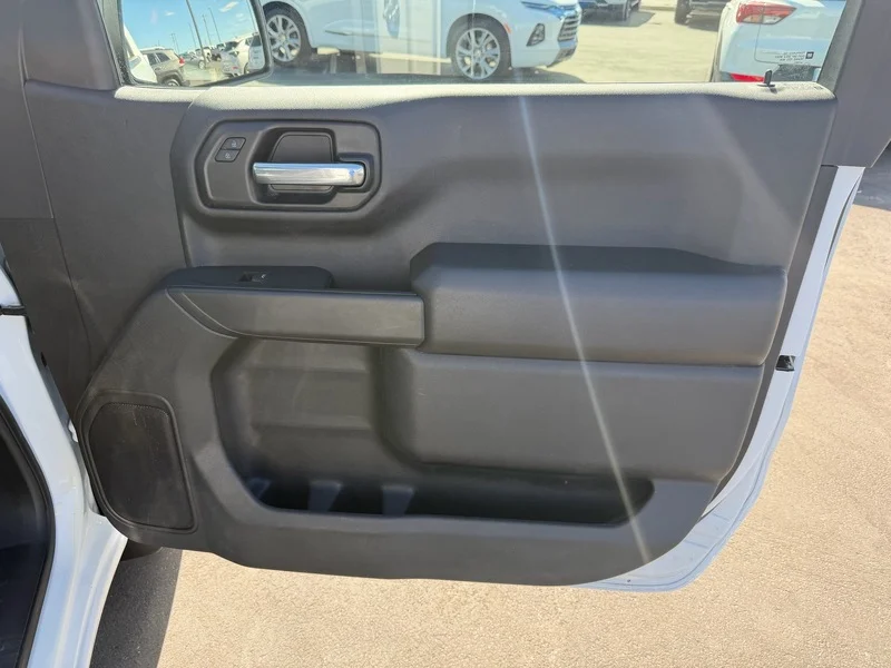 Used 2025 Summit White Chevrolet WT image 16